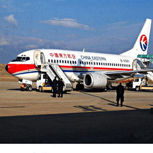 兰旗空运公司航空快运业稳步发展的原因是什么？